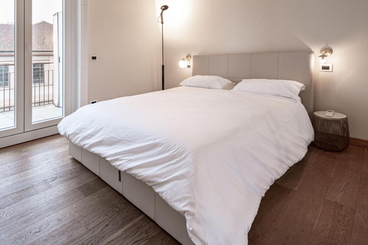 Ferienwohnung Montello Livings, Exclusive Terrace And Skyline View Mailand Exterior foto